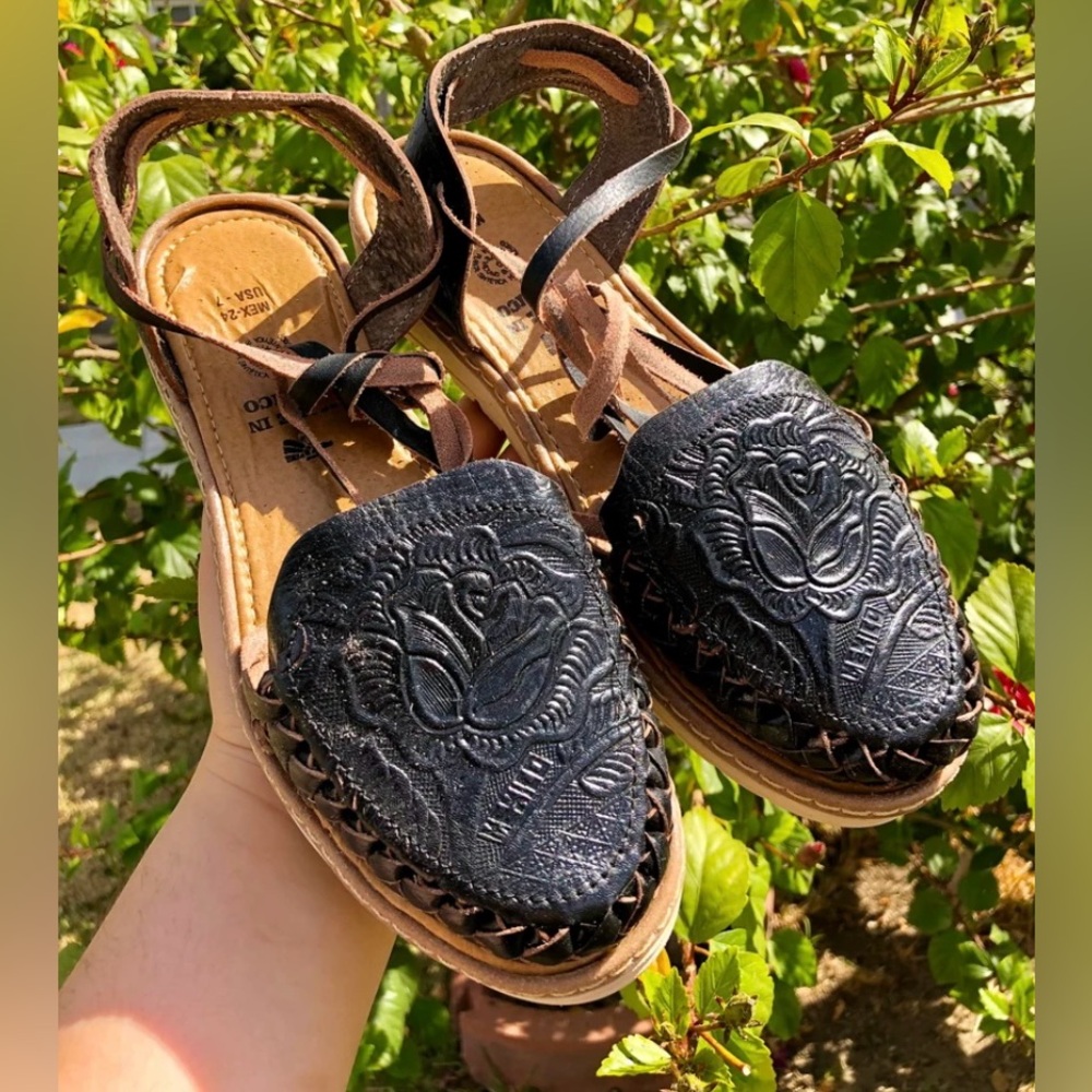 Black huarache sandals